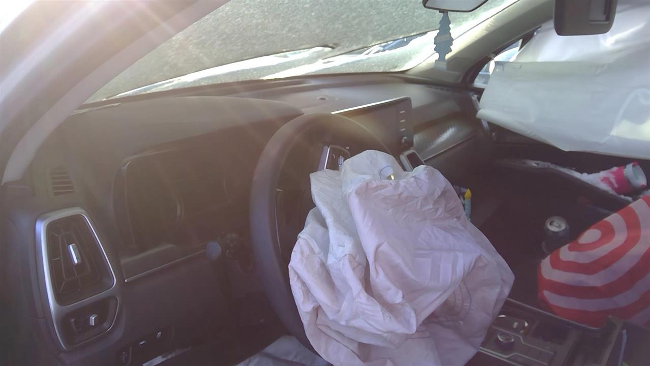 https://f005.backblazeb2.com/file/img-partshotlines-com/Inventory/NE228/Vehicle/142551_03.jpg