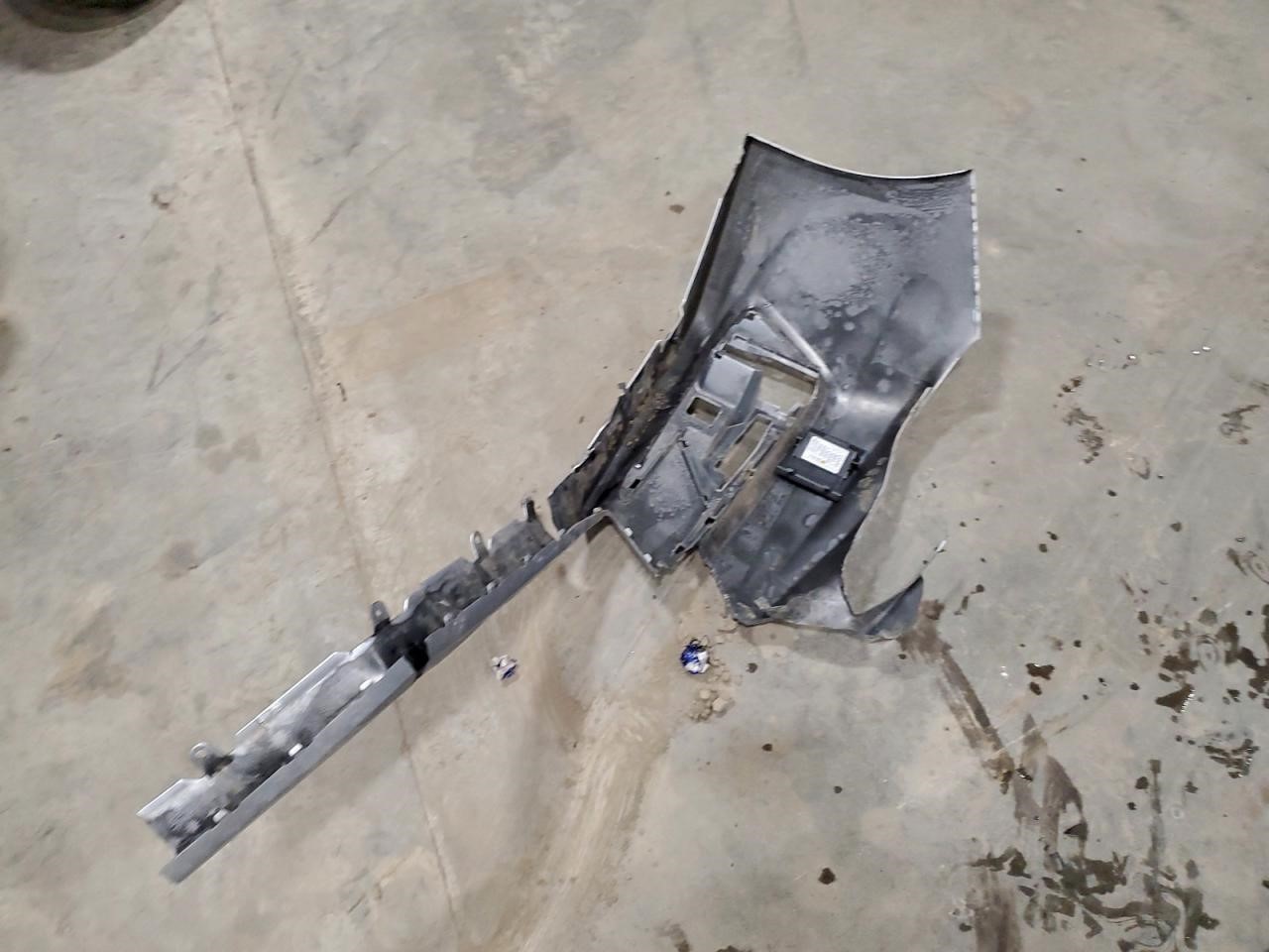 https://f005.backblazeb2.com/file/img-partshotlines-com/Inventory/NE228/Vehicle/142554_12.jpg