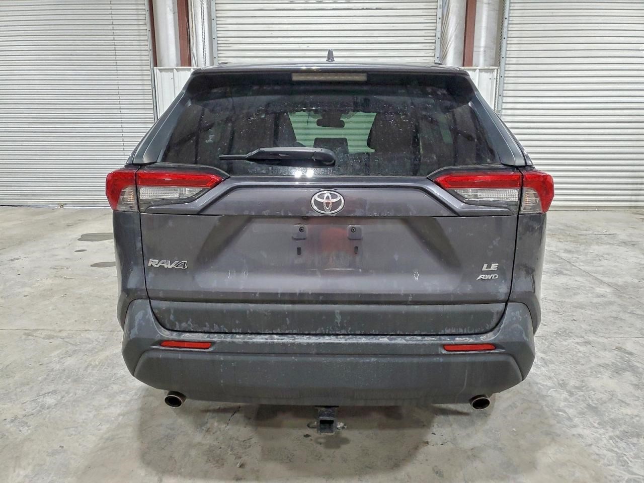 Vehicle/142565_06.jpg