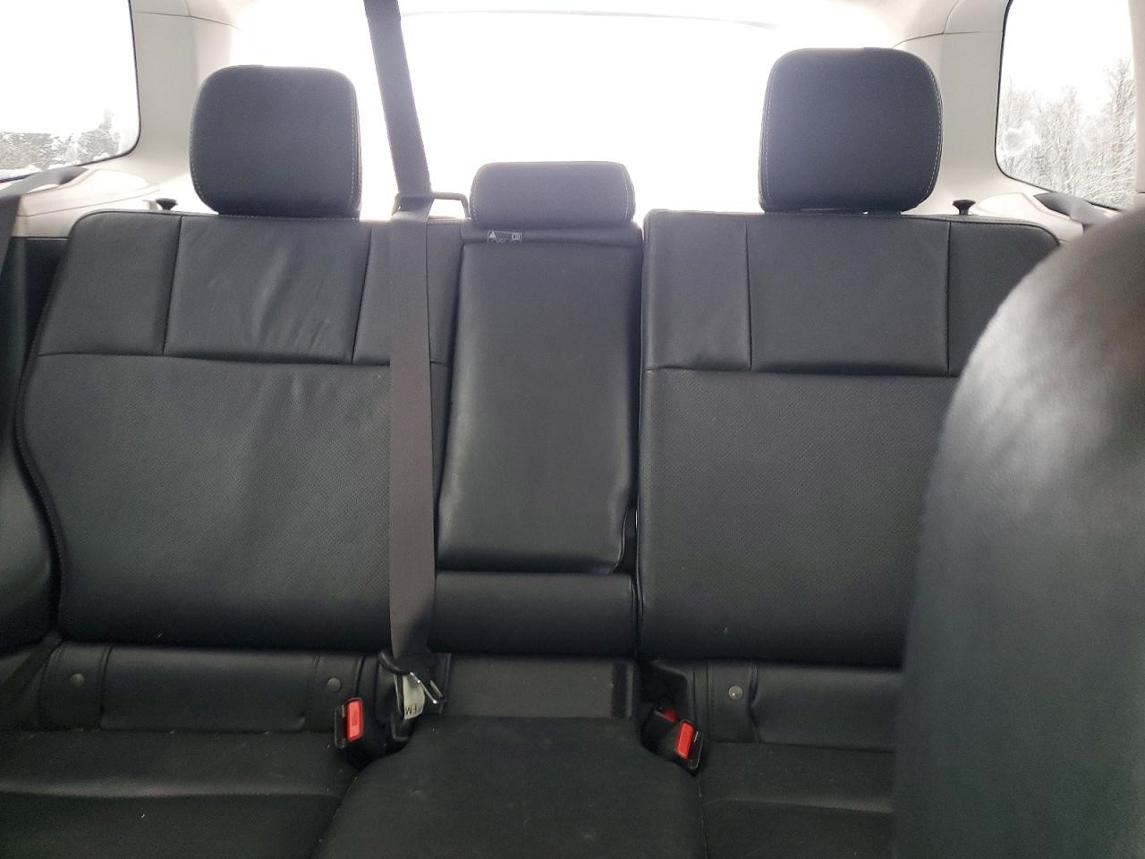 Vehicle/142675_10.jpg