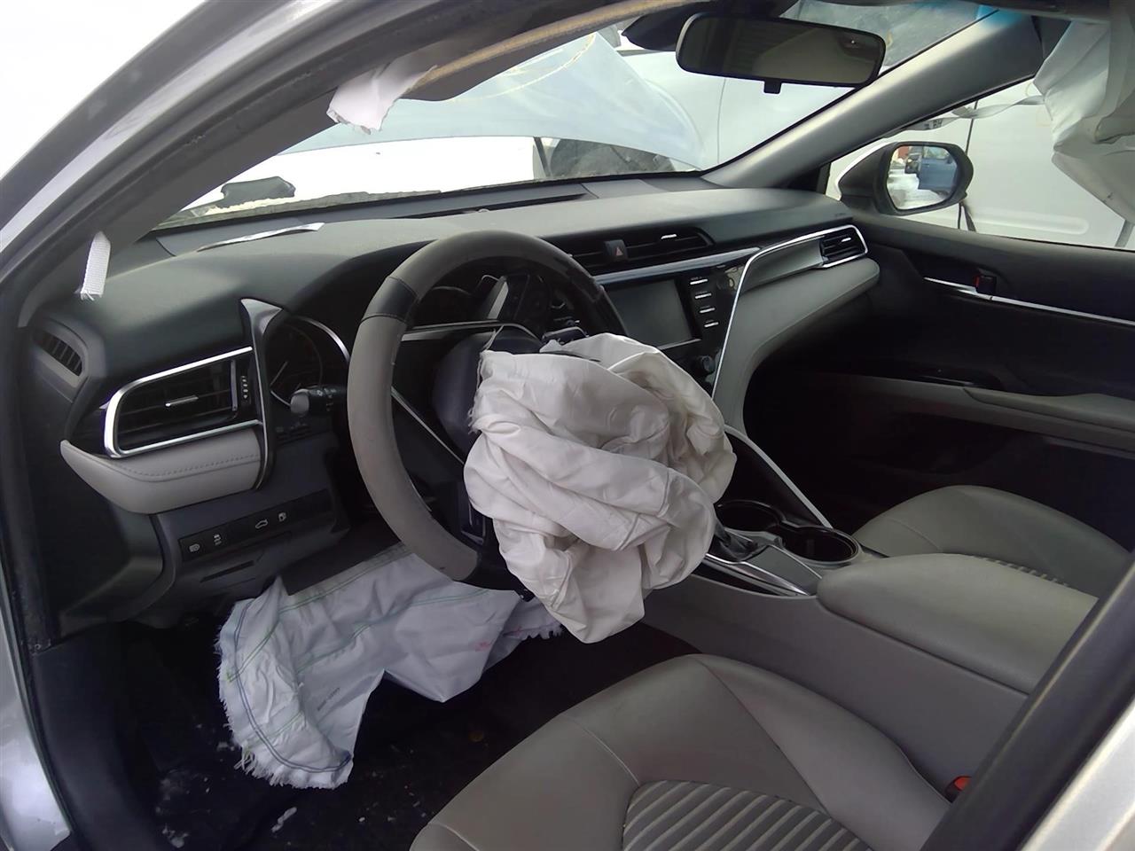 https://f005.backblazeb2.com/file/img-partshotlines-com/Inventory/NE228/Vehicle/142736_12.jpg