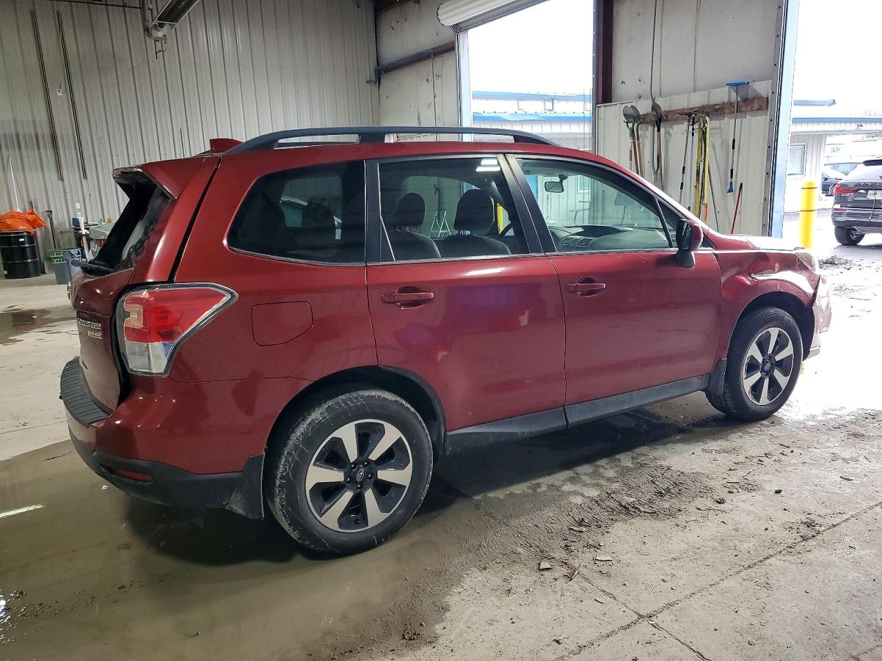 Vehicle/142767_03.jpg