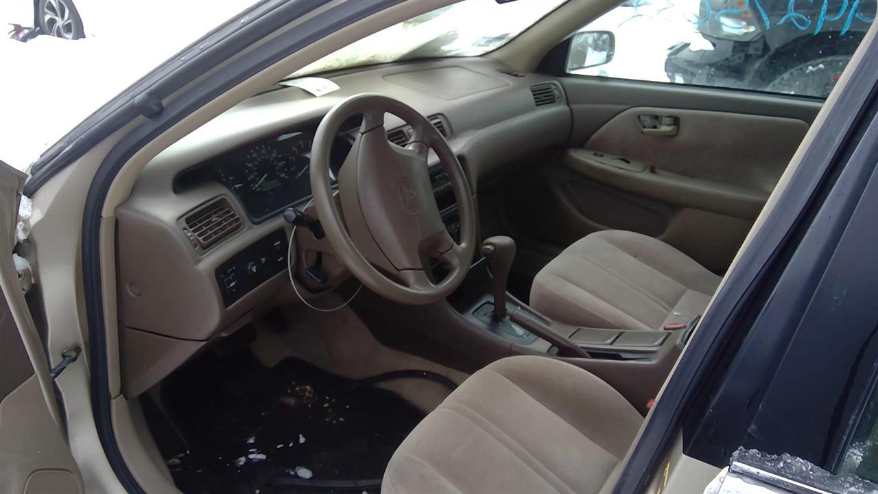 https://f005.backblazeb2.com/file/img-partshotlines-com/Inventory/NE228/Vehicle/142801_12.jpg