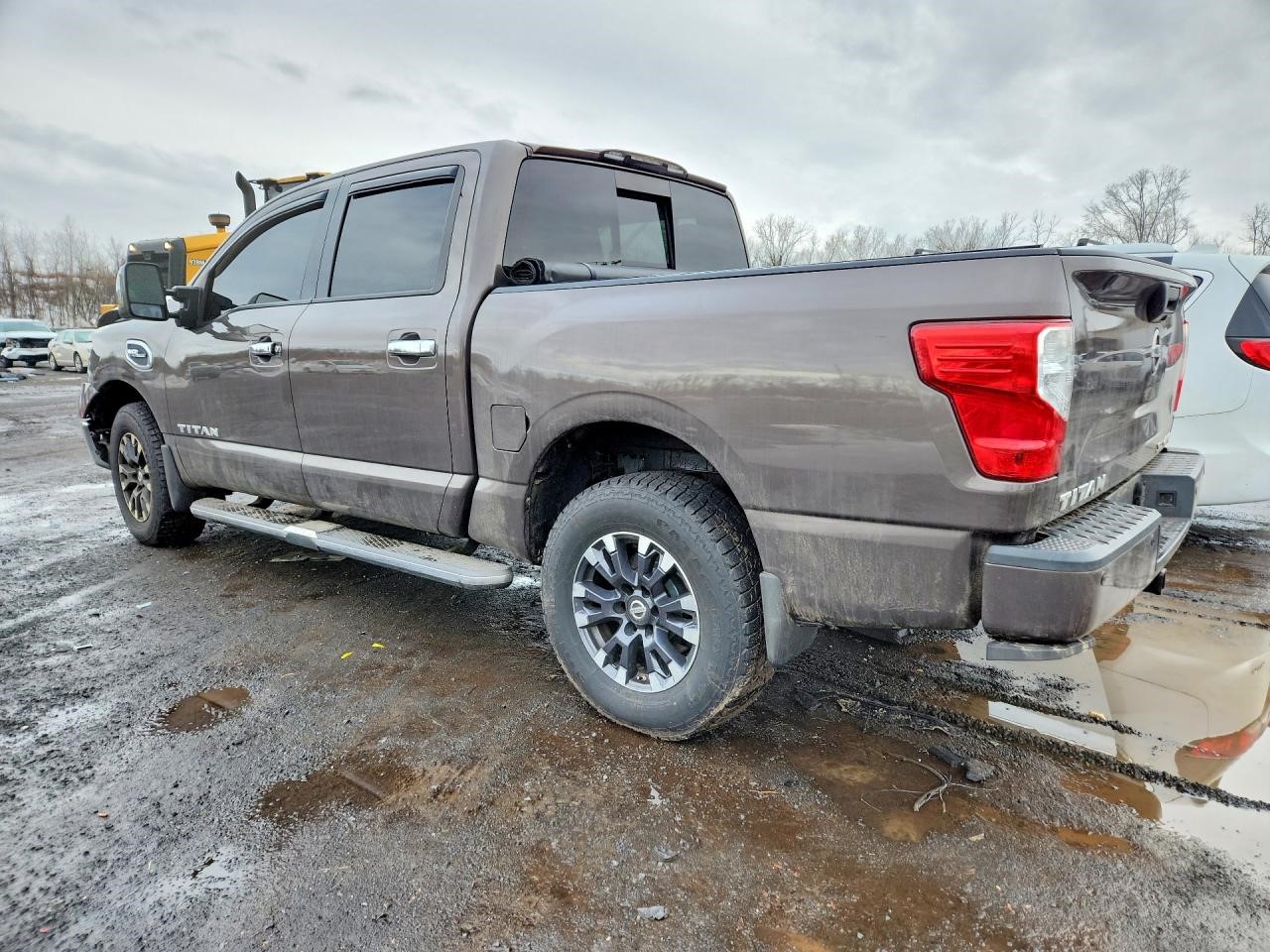 https://f005.backblazeb2.com/file/img-partshotlines-com/Inventory/NE228/Vehicle/142888_02.jpg