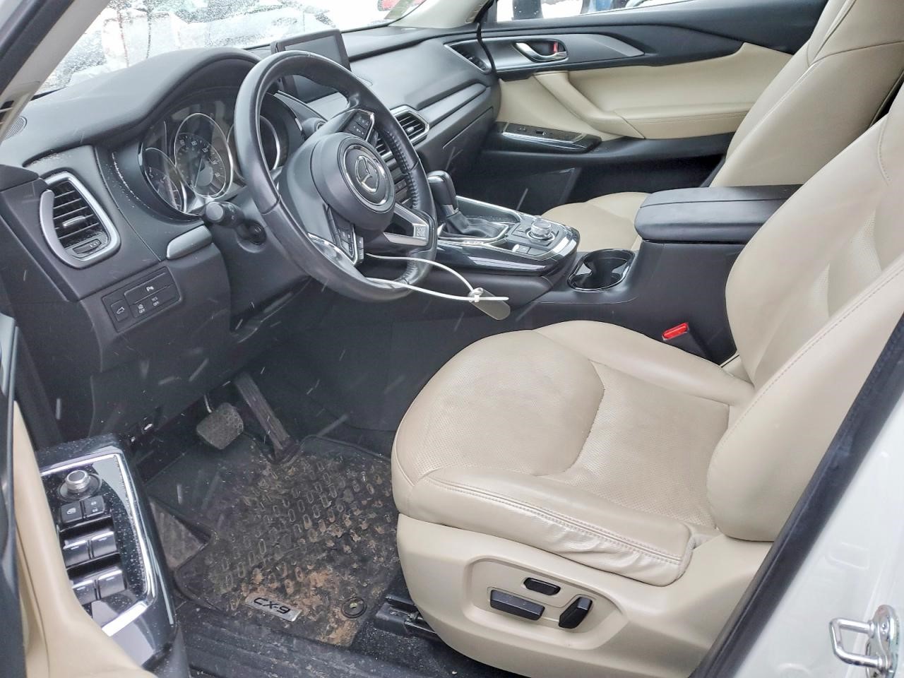 https://f005.backblazeb2.com/file/img-partshotlines-com/Inventory/NE228/Vehicle/142918_07.jpg