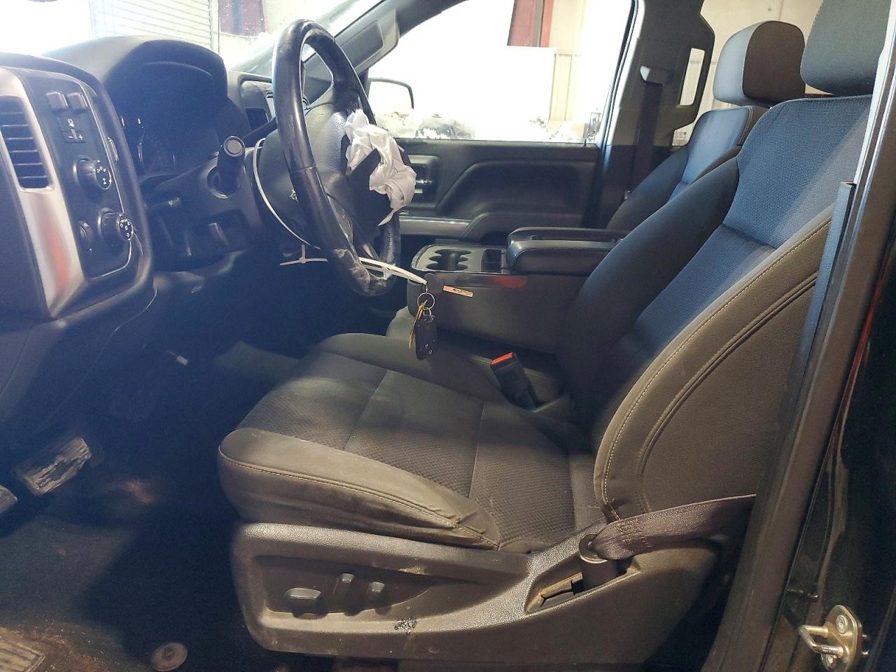 https://f005.backblazeb2.com/file/img-partshotlines-com/Inventory/NE228/Vehicle/142921_07.jpg