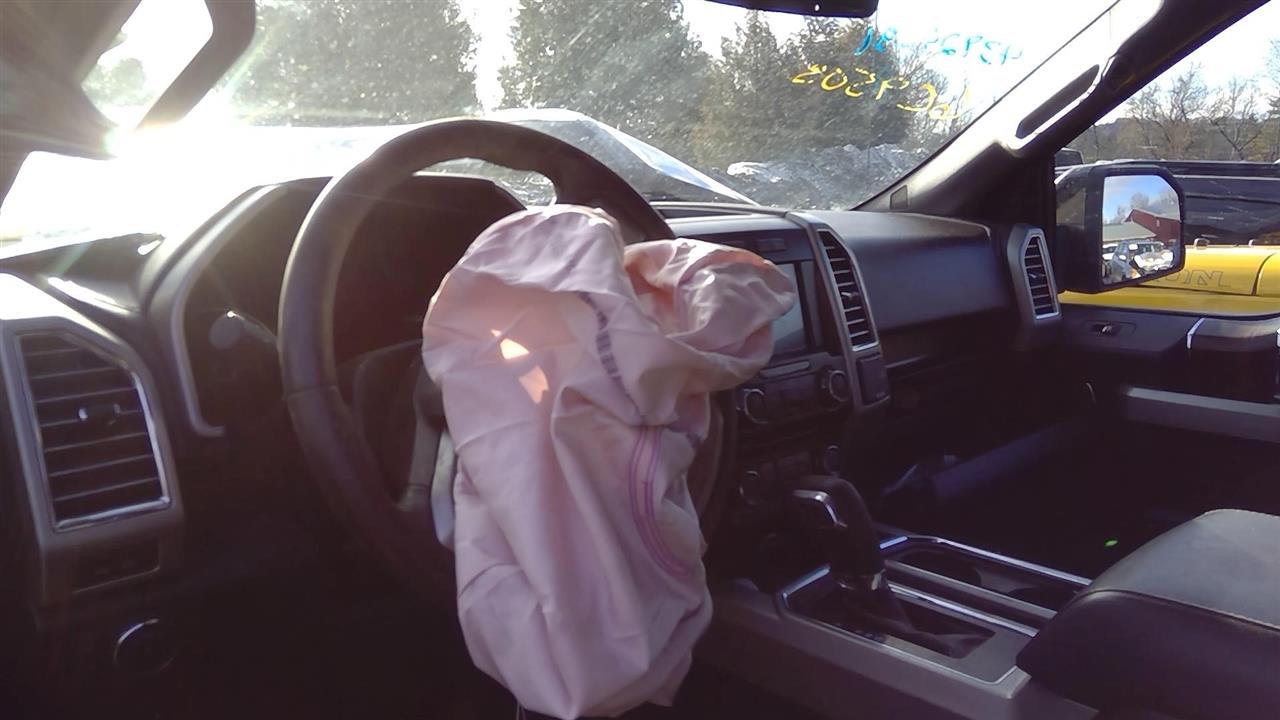 https://f005.backblazeb2.com/file/img-partshotlines-com/Inventory/NE228/Vehicle/142936_12.jpg