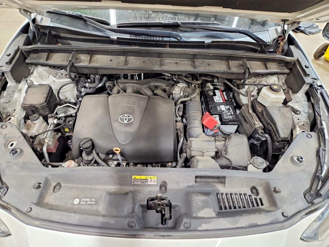 https://f005.backblazeb2.com/file/img-partshotlines-com/Inventory/NE228/Vehicle/142995_12.jpg