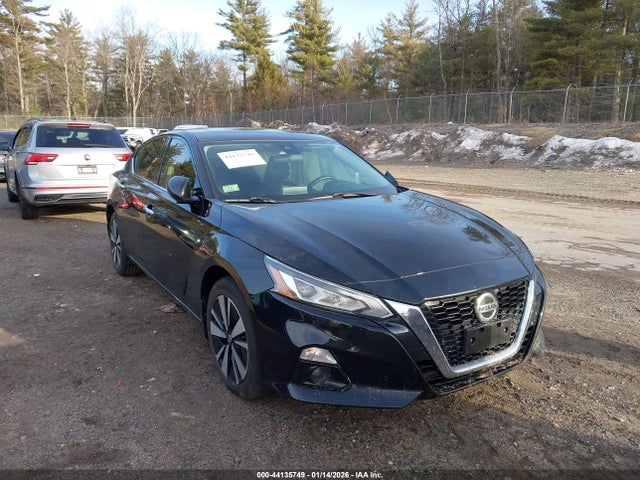 Vehicle/143001_01.jpg
