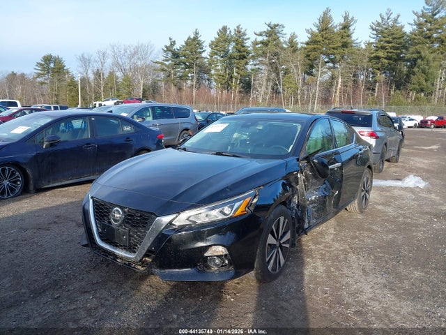 Vehicle/143001_02.jpg