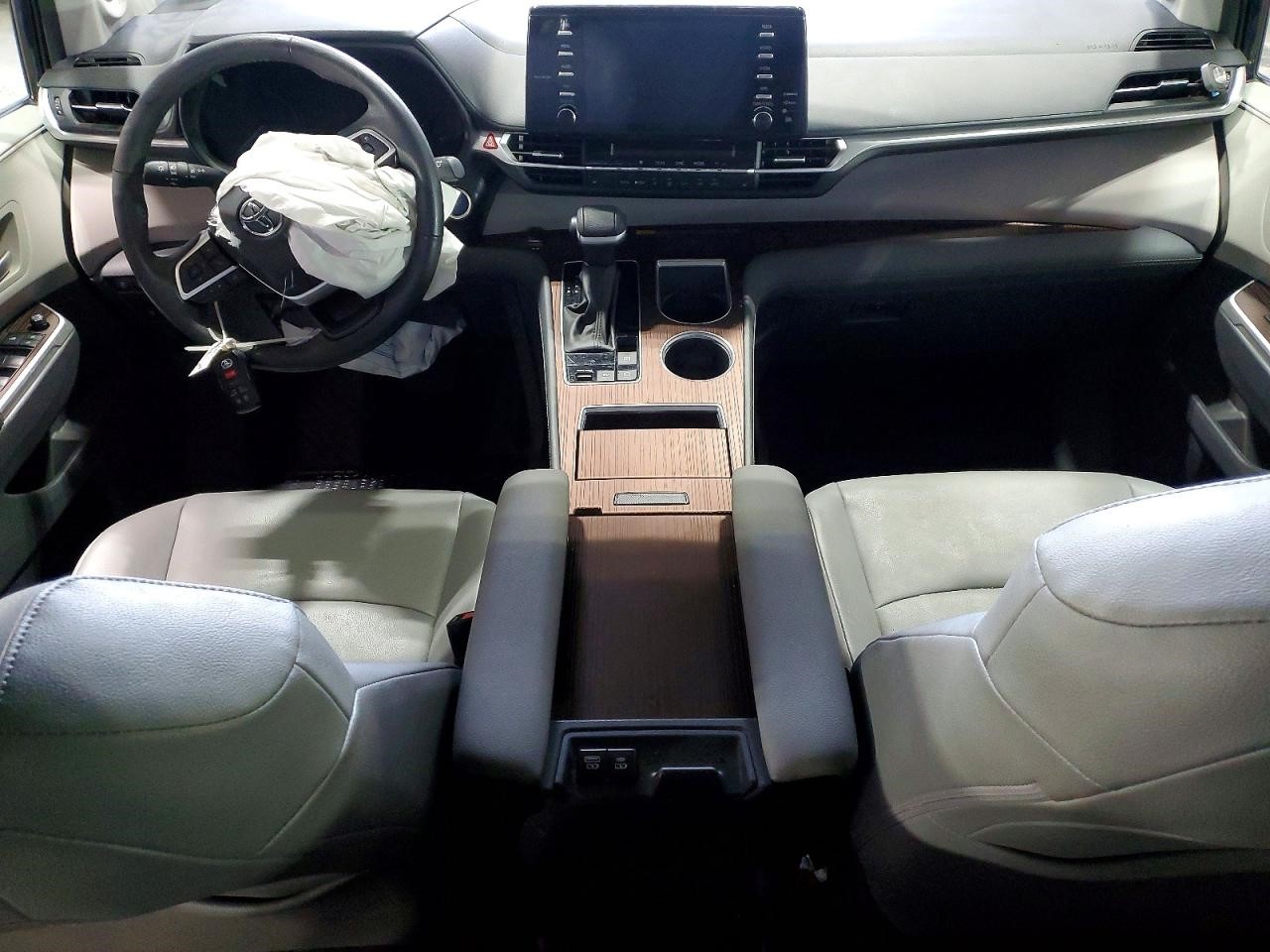 https://f005.backblazeb2.com/file/img-partshotlines-com/Inventory/NE228/Vehicle/143020_08.jpg