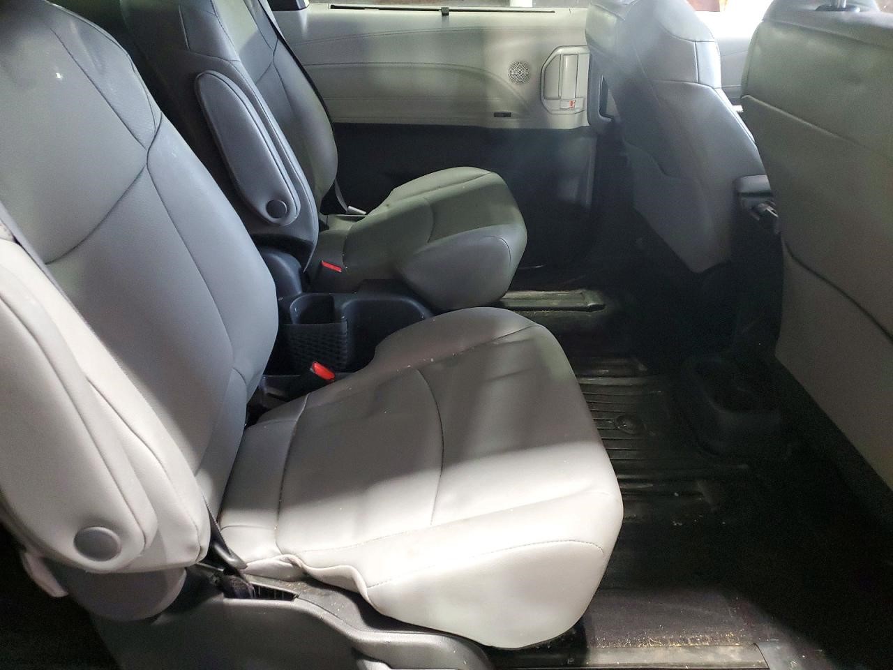 https://f005.backblazeb2.com/file/img-partshotlines-com/Inventory/NE228/Vehicle/143020_11.jpg