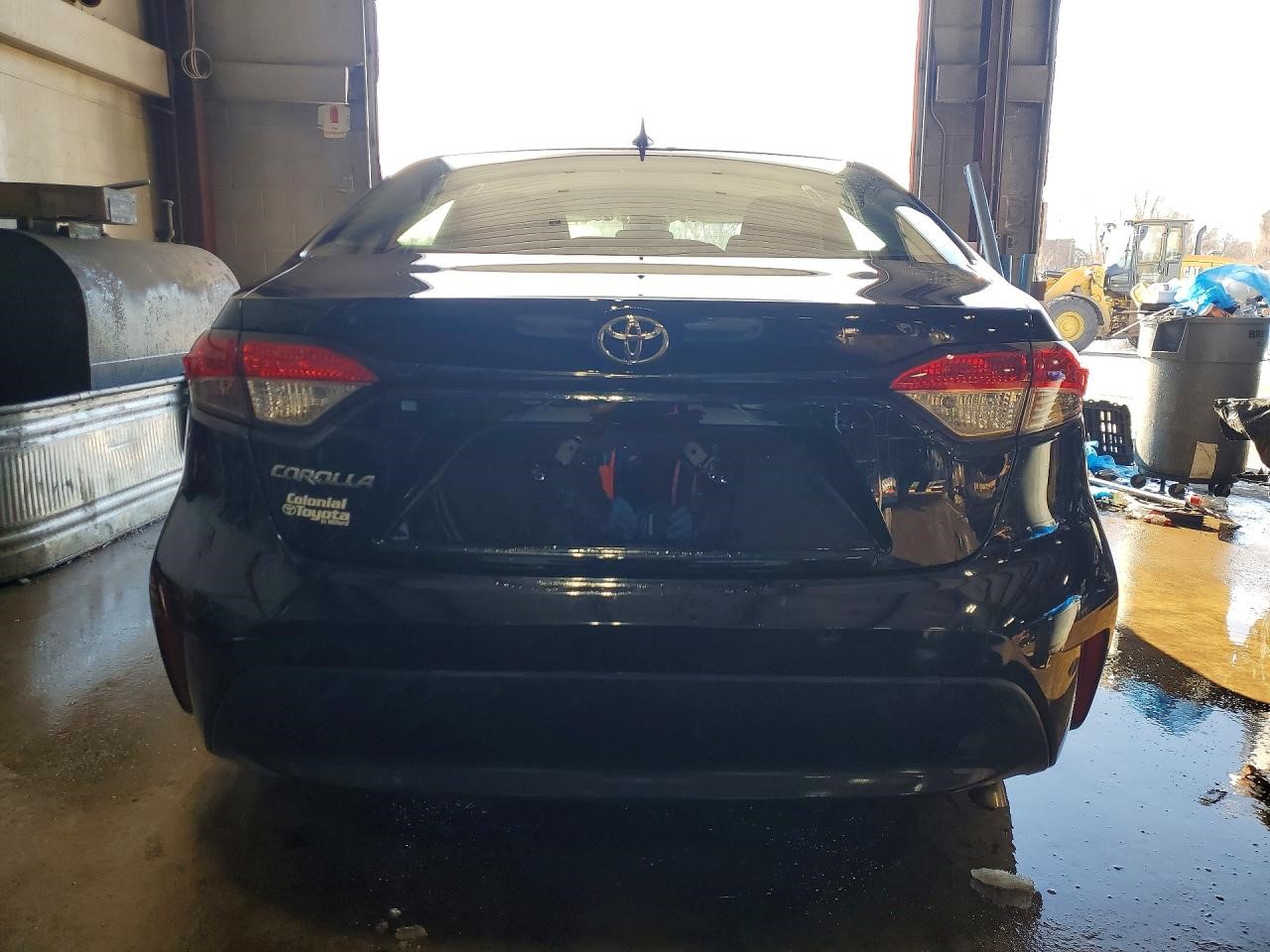 Vehicle/143054_06.jpg