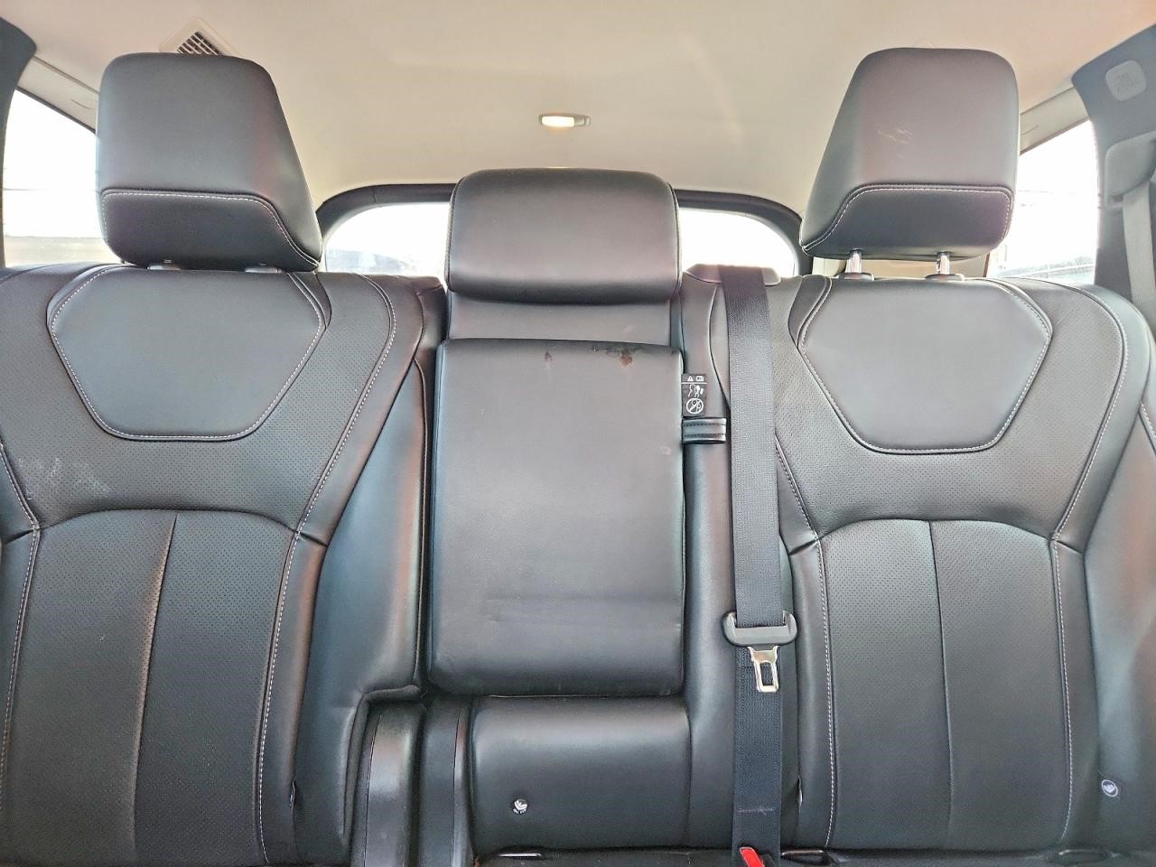https://f005.backblazeb2.com/file/img-partshotlines-com/Inventory/NE228/Vehicle/143090_10.jpg