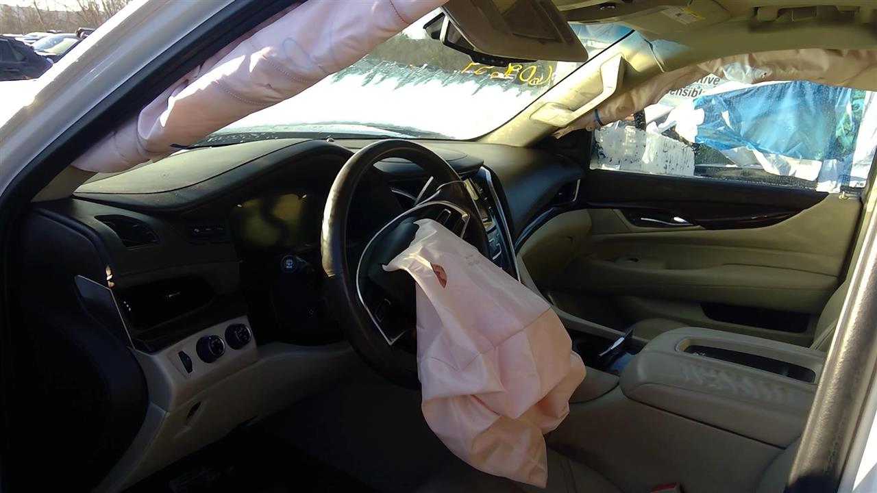 https://f005.backblazeb2.com/file/img-partshotlines-com/Inventory/NE228/Vehicle/143101_12.jpg