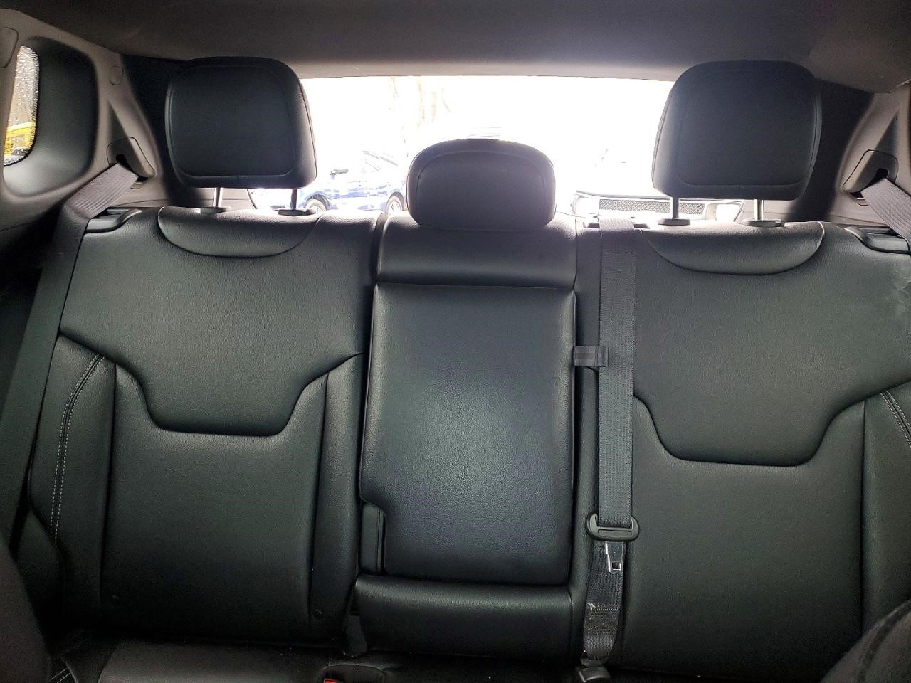 https://f005.backblazeb2.com/file/img-partshotlines-com/Inventory/NE228/Vehicle/143106_10.jpg