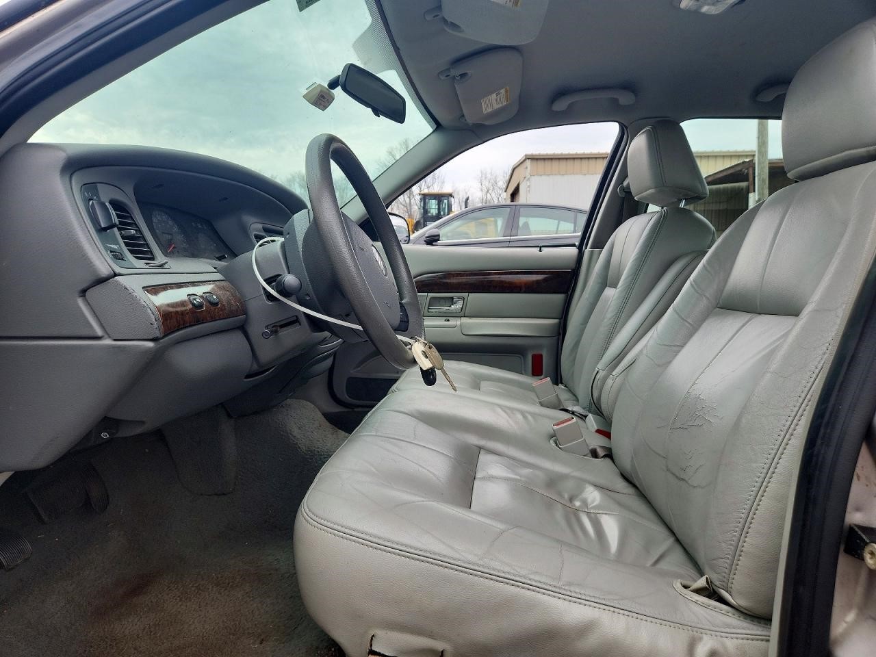 https://f005.backblazeb2.com/file/img-partshotlines-com/Inventory/NE228/Vehicle/143175_07.jpg