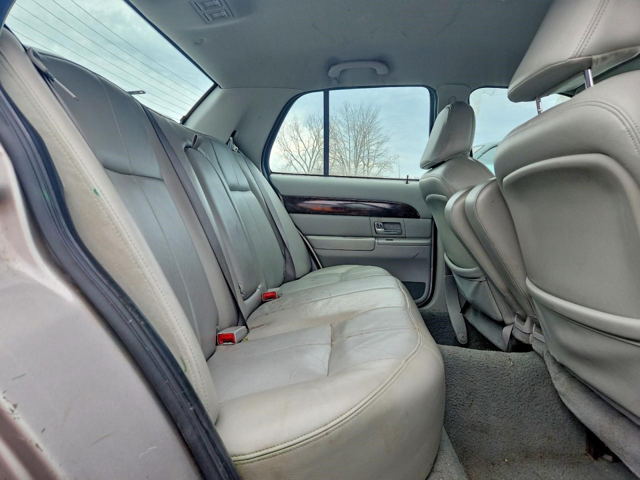 https://f005.backblazeb2.com/file/img-partshotlines-com/Inventory/NE228/Vehicle/143175_10.jpg