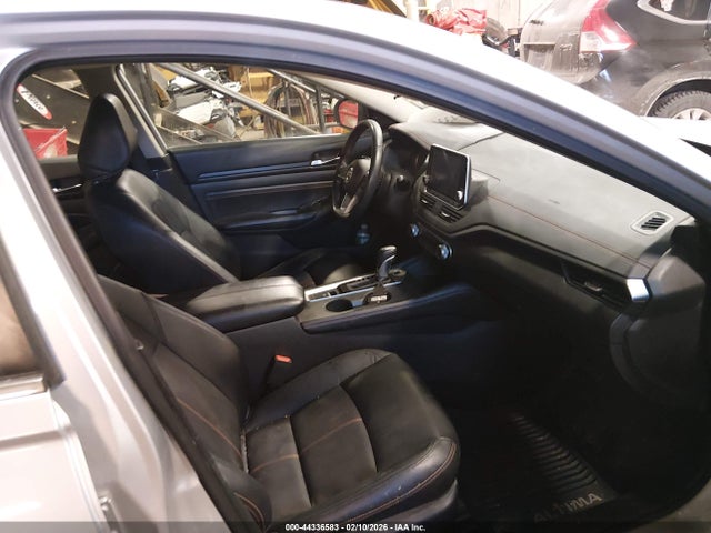 Vehicle/143198_05.jpg