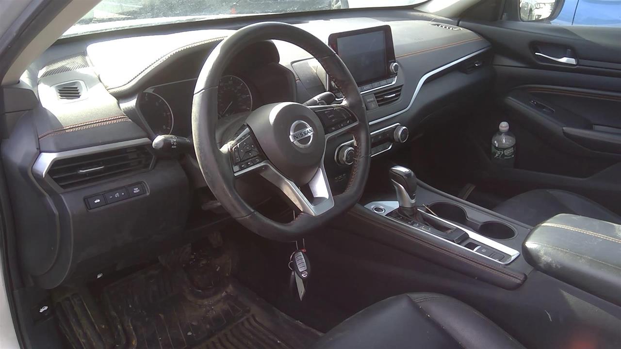 Vehicle/143198_12.jpg