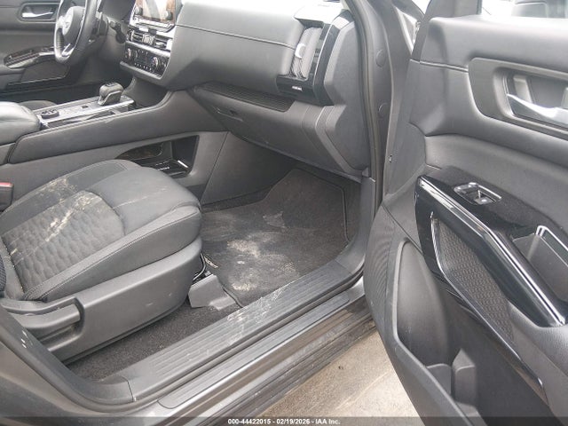 https://f005.backblazeb2.com/file/img-partshotlines-com/Inventory/NE228/Vehicle/143204_05.jpg