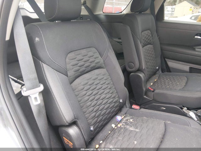 https://f005.backblazeb2.com/file/img-partshotlines-com/Inventory/NE228/Vehicle/143204_08.jpg