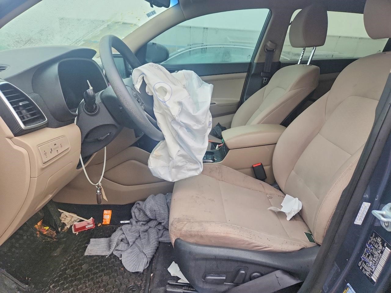 Vehicle/143228_07.jpg