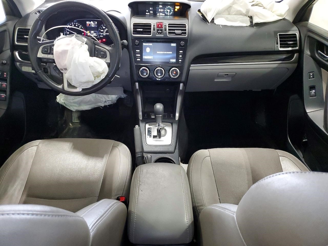 Vehicle/143234_08.jpg