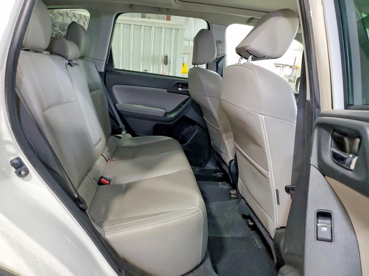 Vehicle/143234_11.jpg
