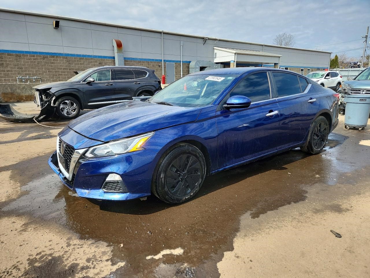 Vehicle/143256_01.jpg