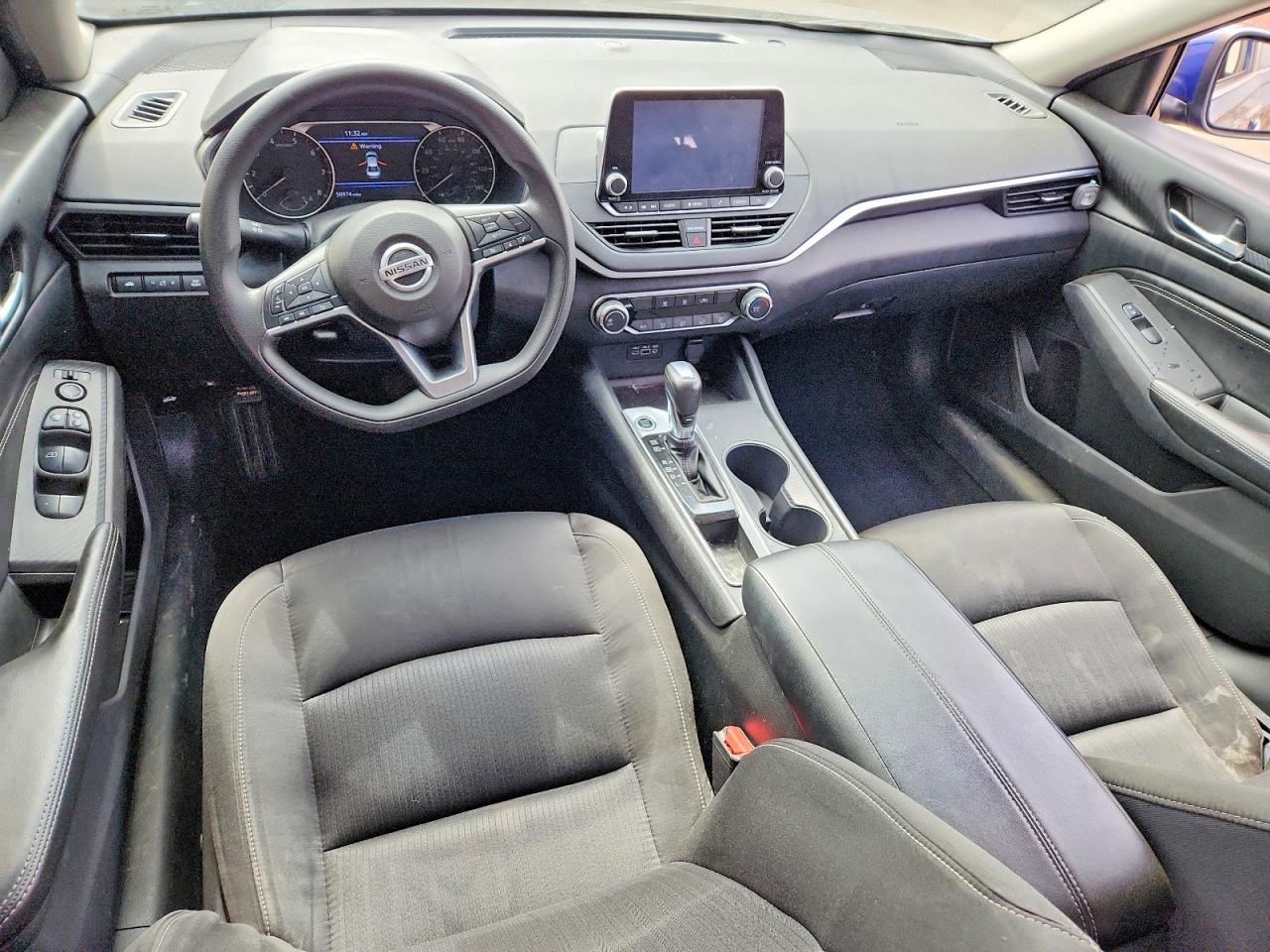 Vehicle/143256_08.jpg