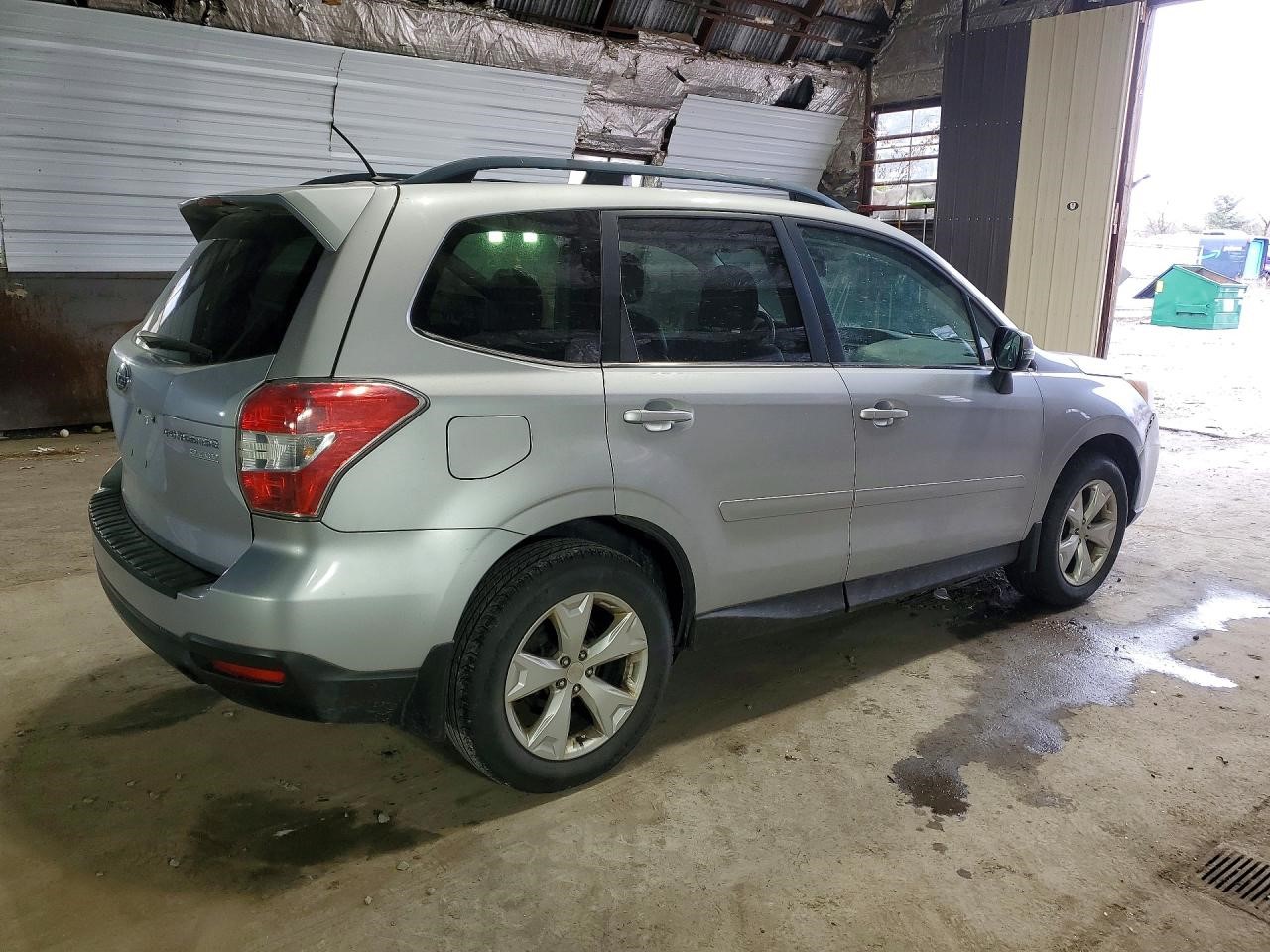 Vehicle/143284_03.jpg