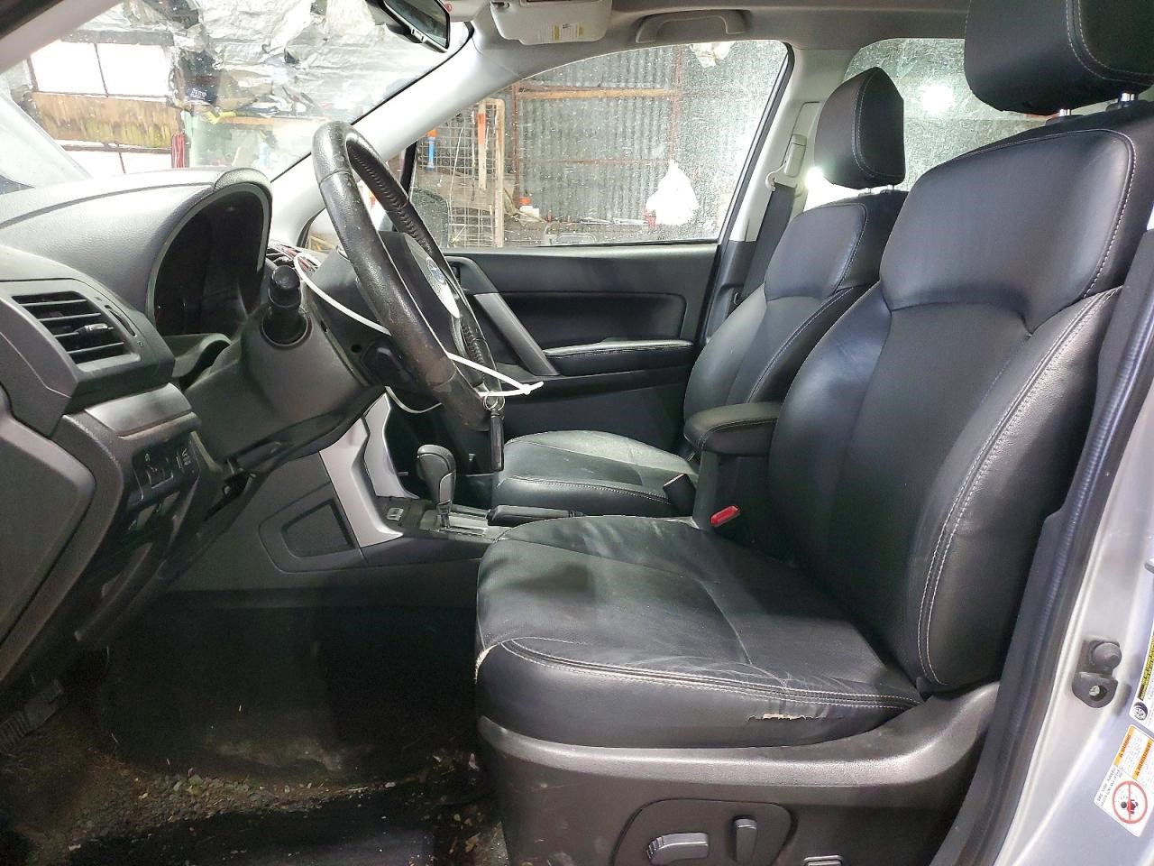 Vehicle/143284_07.jpg