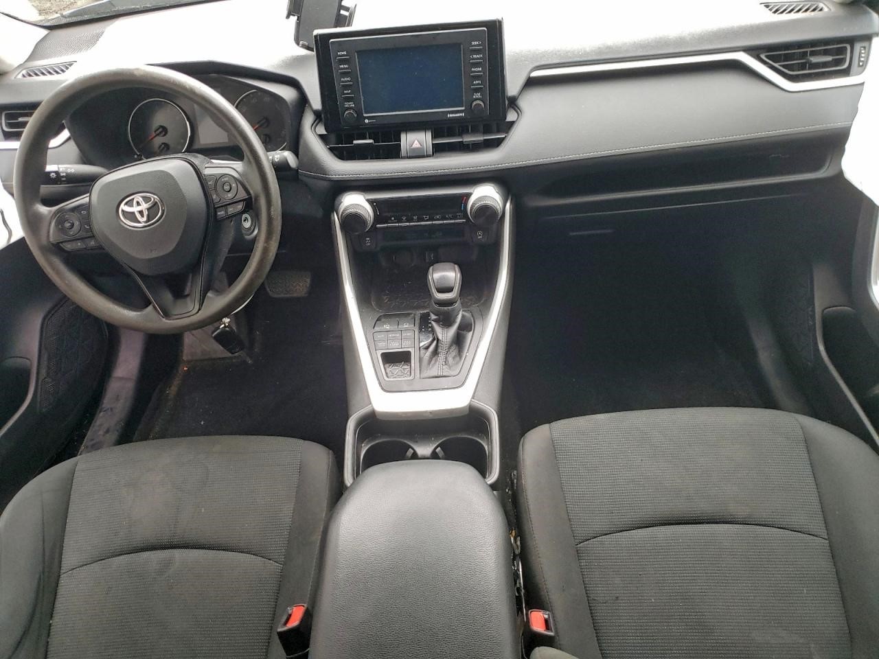 Vehicle/143298_08.jpg