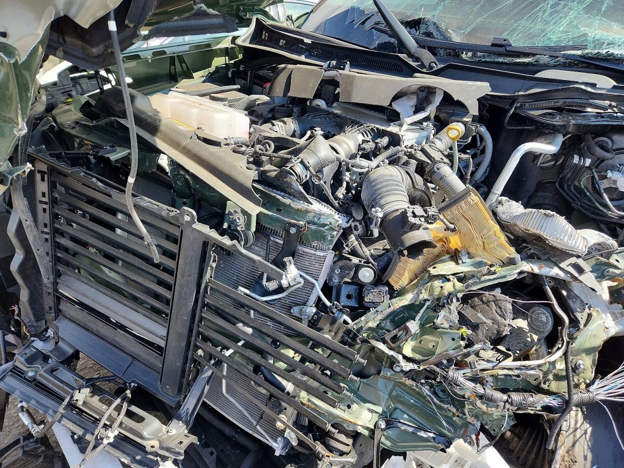 https://f005.backblazeb2.com/file/img-partshotlines-com/Inventory/NE228/Vehicle/143346_11.jpg