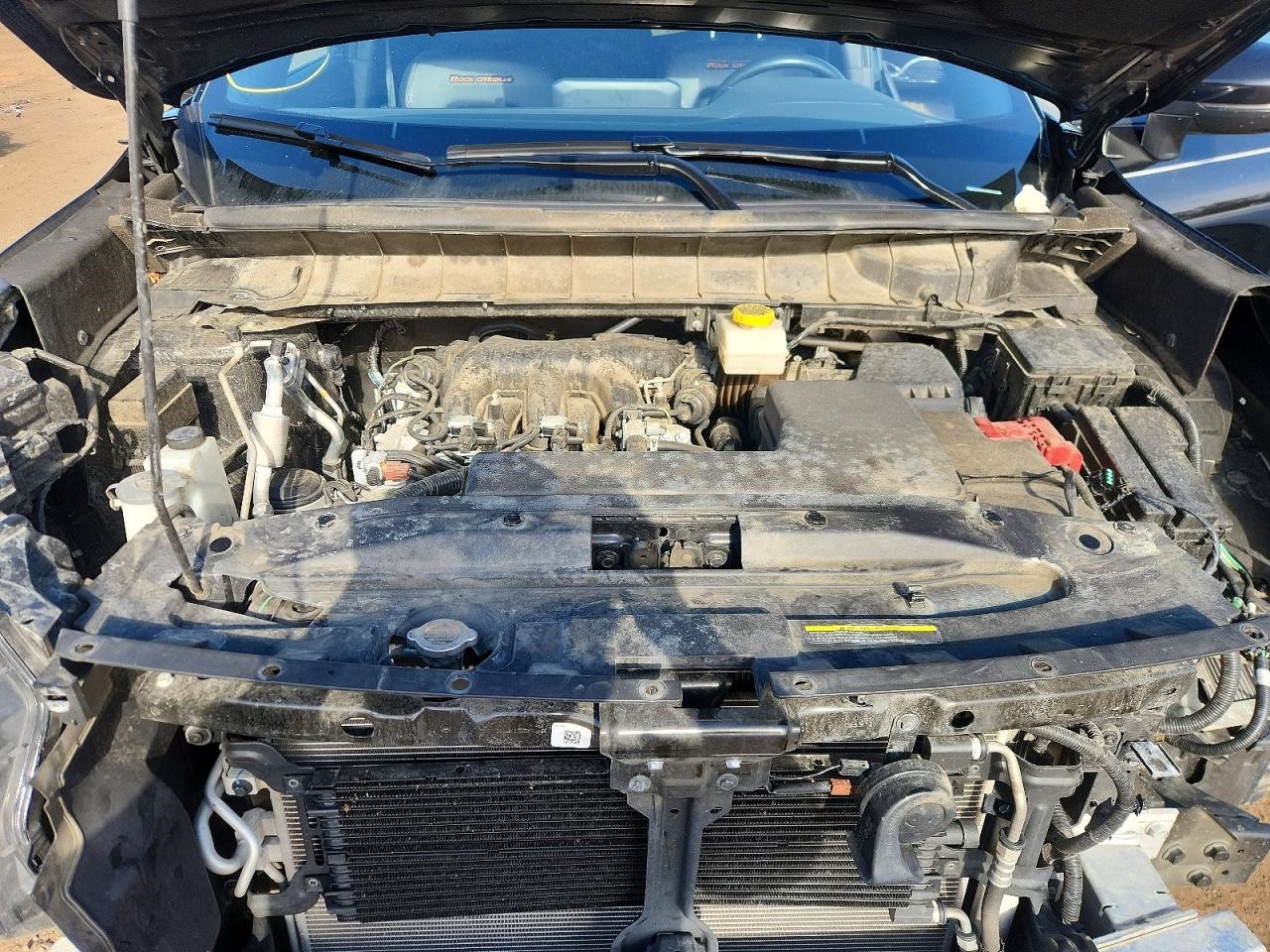 https://f005.backblazeb2.com/file/img-partshotlines-com/Inventory/NE228/Vehicle/143364_12.jpg