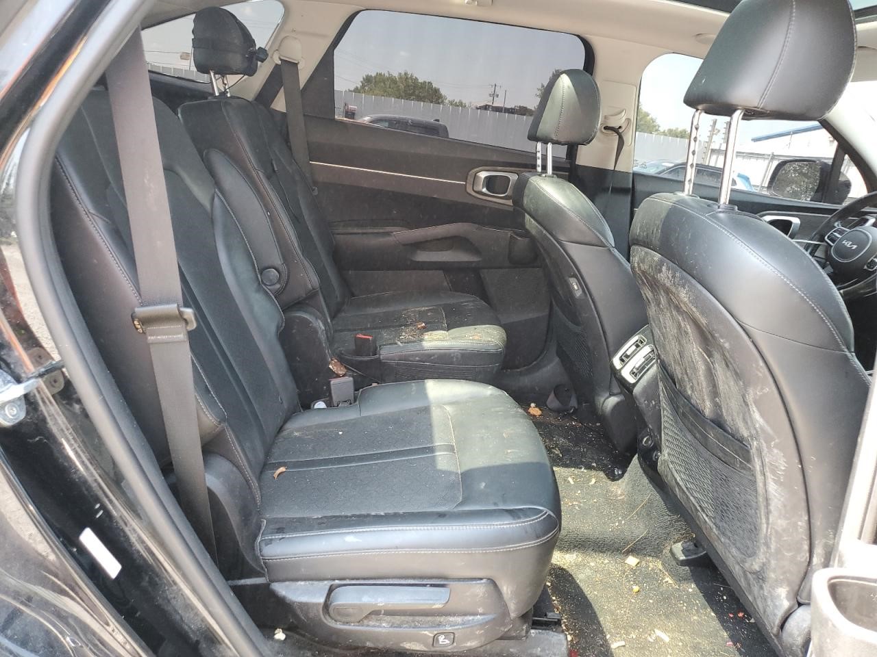 https://f005.backblazeb2.com/file/img-partshotlines-com/Inventory/NE228/Vehicle/143373_11.jpg