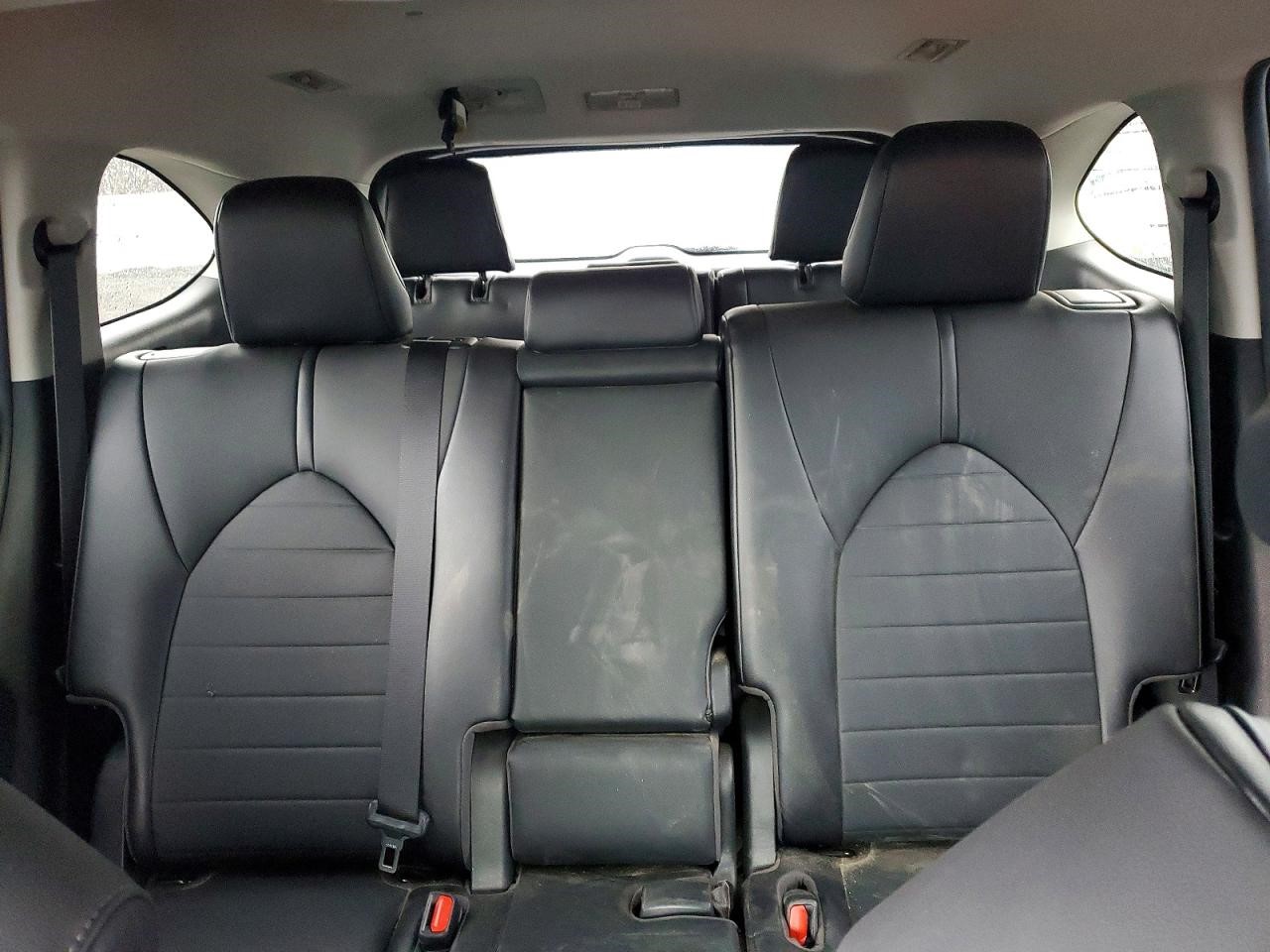 https://f005.backblazeb2.com/file/img-partshotlines-com/Inventory/NE228/Vehicle/143439_10.jpg