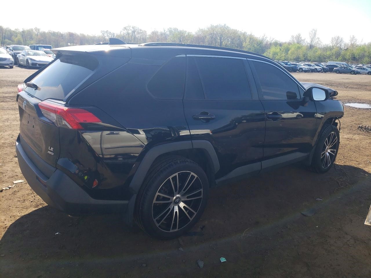 https://f005.backblazeb2.com/file/img-partshotlines-com/Inventory/NE228/Vehicle/143491_03.jpg