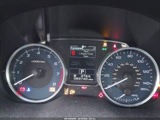Vehicle/143517_07.jpg