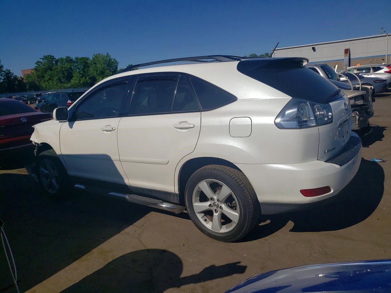 https://f005.backblazeb2.com/file/img-partshotlines-com/Inventory/NE228/Vehicle/143533_02.jpg