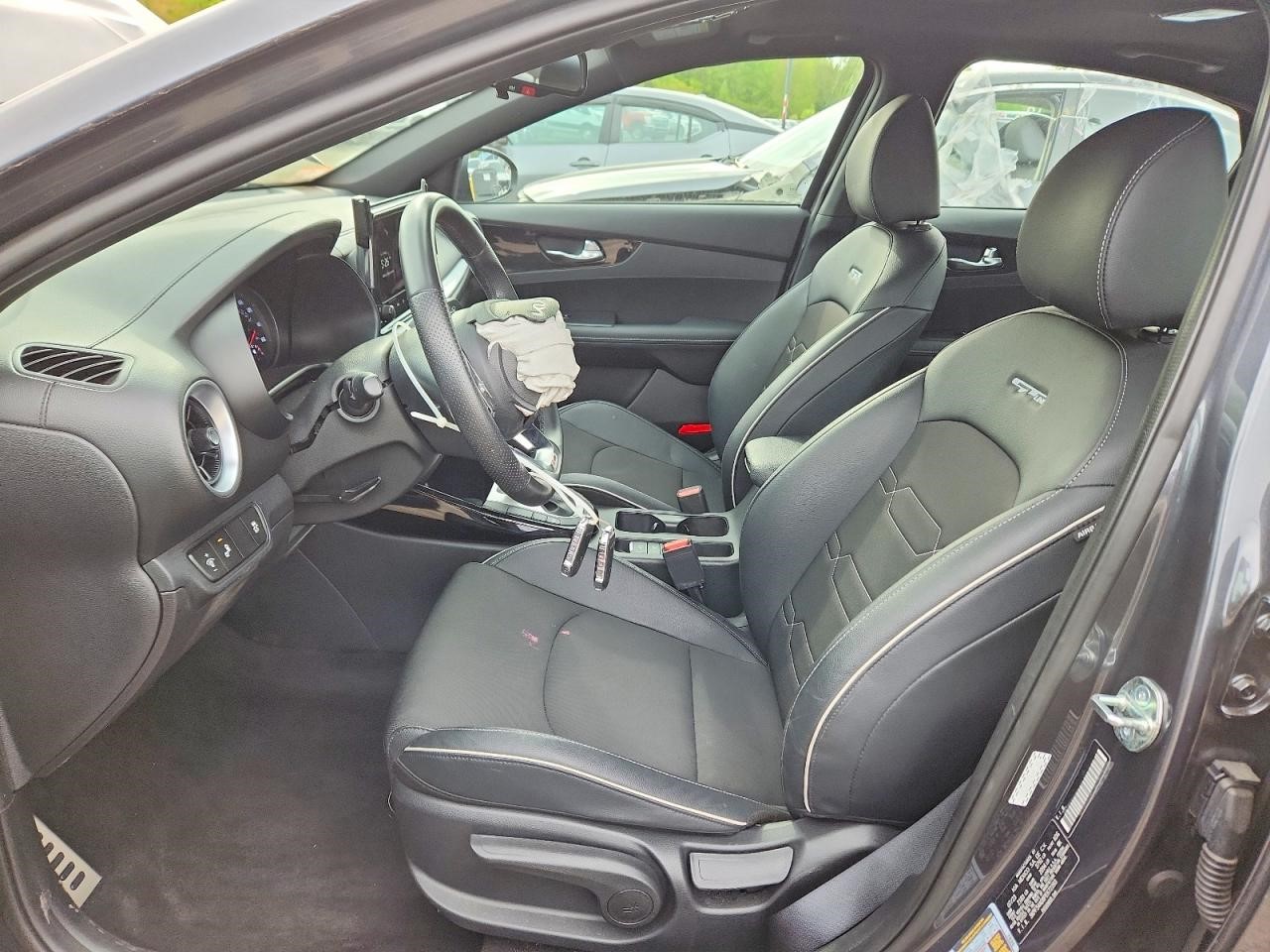 https://f005.backblazeb2.com/file/img-partshotlines-com/Inventory/NE228/Vehicle/143570_07.jpg