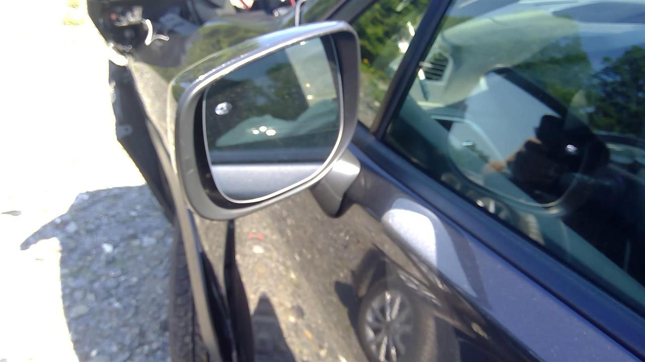 https://f005.backblazeb2.com/file/img-partshotlines-com/Inventory/NE228/Vehicle/143601_06.jpg