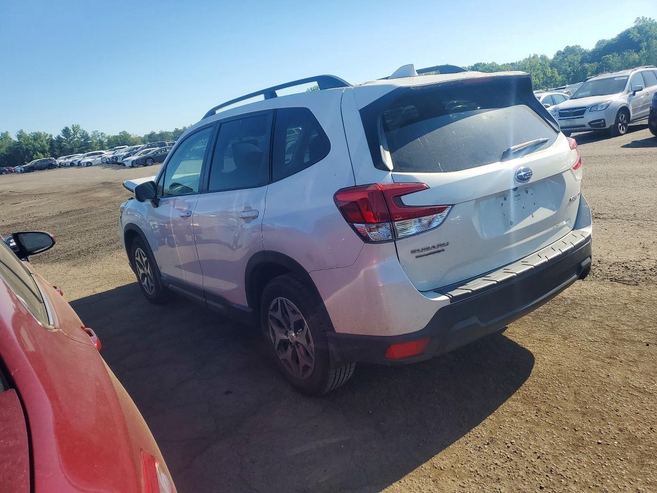 https://f005.backblazeb2.com/file/img-partshotlines-com/Inventory/NE228/Vehicle/143687_02.jpg