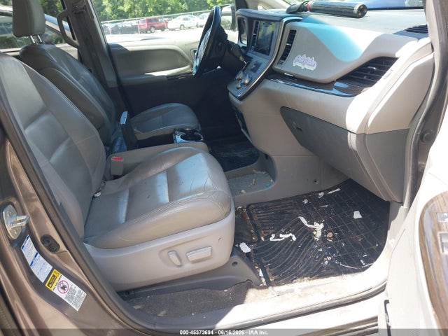 https://f005.backblazeb2.com/file/img-partshotlines-com/Inventory/NE228/Vehicle/143705_05.jpg
