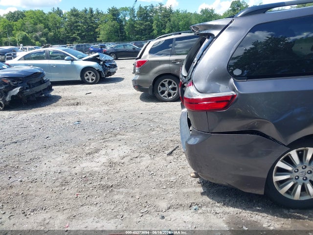 https://f005.backblazeb2.com/file/img-partshotlines-com/Inventory/NE228/Vehicle/143705_06.jpg