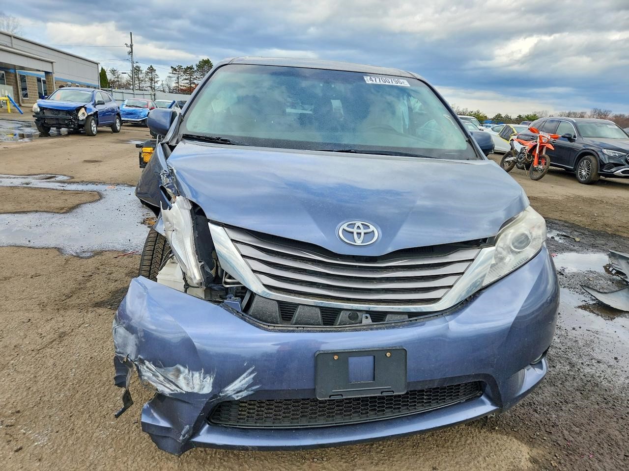 https://f005.backblazeb2.com/file/img-partshotlines-com/Inventory/NE228/Vehicle/143738_05.jpg