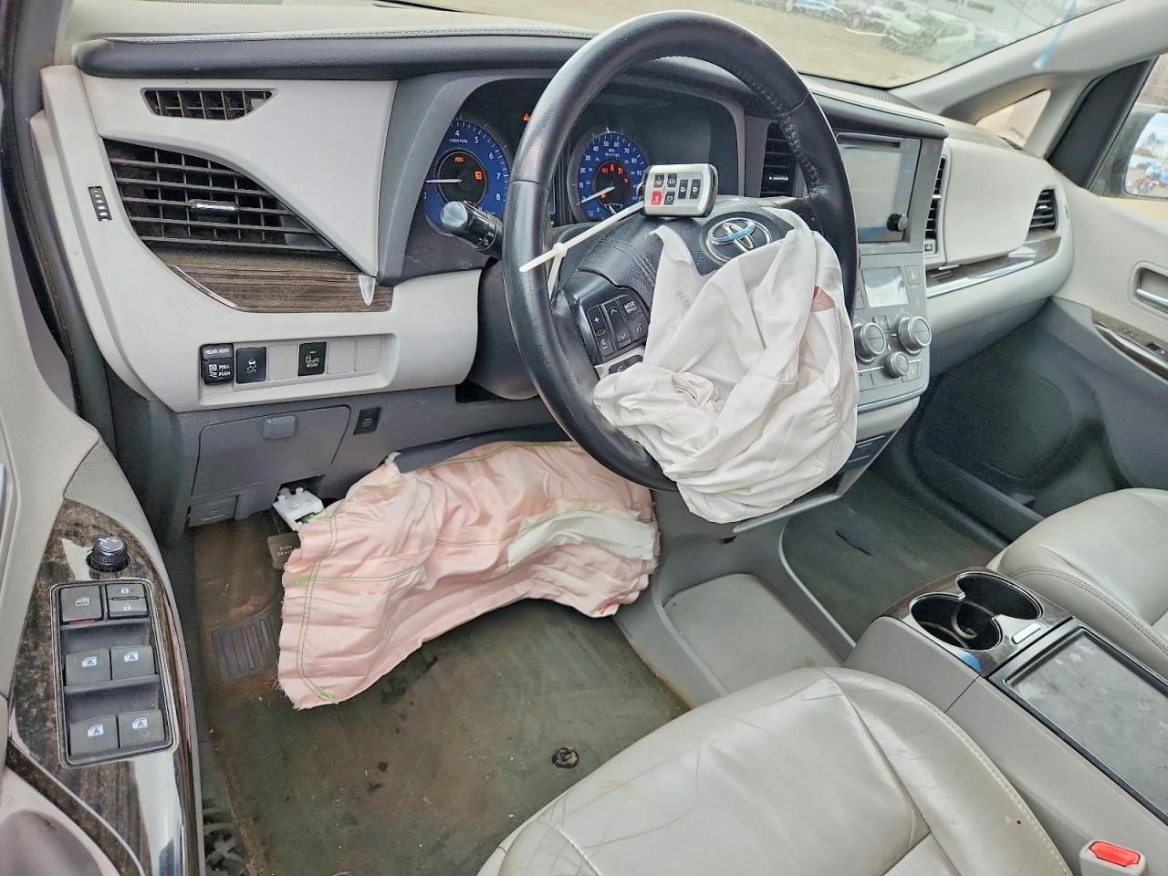 https://f005.backblazeb2.com/file/img-partshotlines-com/Inventory/NE228/Vehicle/143738_08.jpg