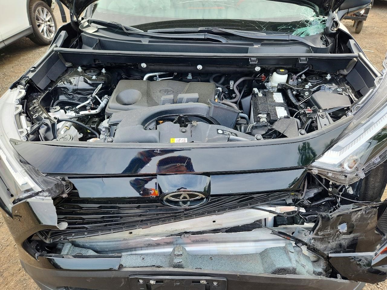 https://f005.backblazeb2.com/file/img-partshotlines-com/Inventory/NE228/Vehicle/143786_11.jpg