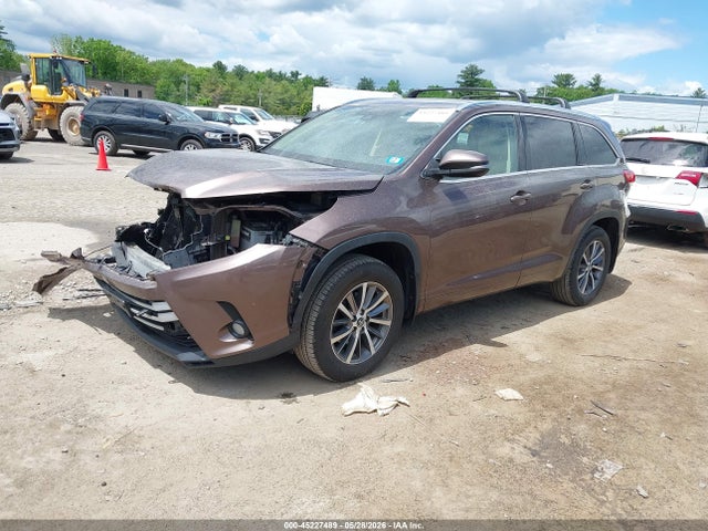 https://f005.backblazeb2.com/file/img-partshotlines-com/Inventory/NE228/Vehicle/143830_02.jpg